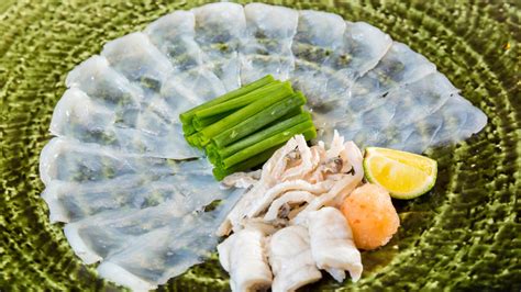 Fugu: The fish you need a license to prepare .